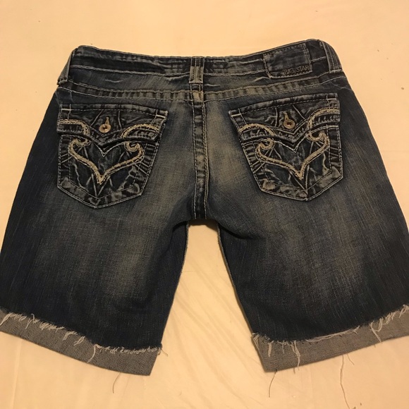 Big Star Cuff Distressed Shorts - Picture 4 of 8